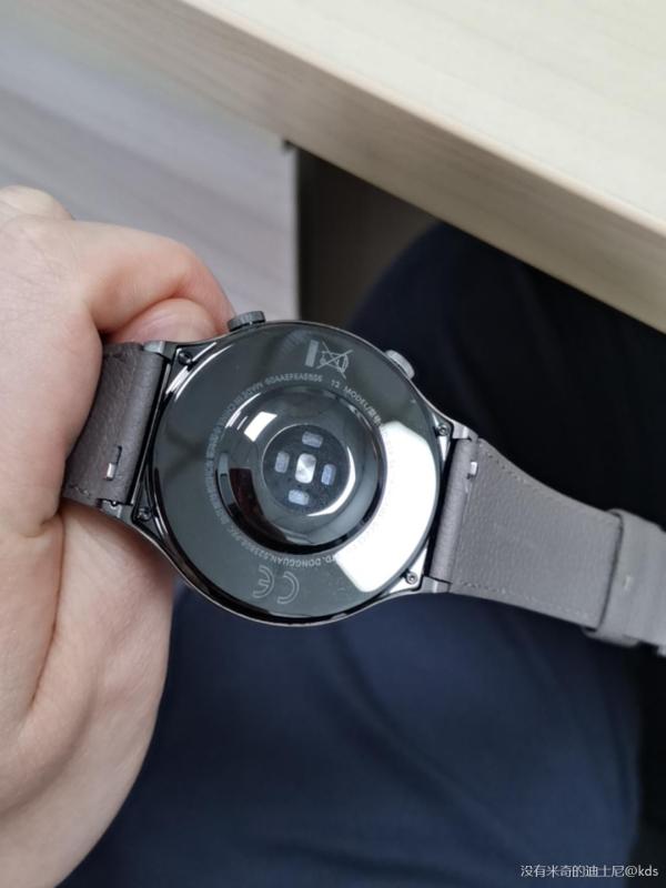 出华为gt2pro时尚版