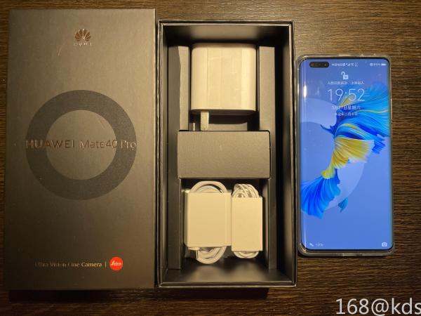 出一台华为mate40pro8128gb秋日胡杨无瑕疵箱说全