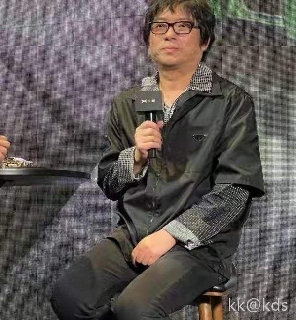 矮大紧老师变化太大了吧
