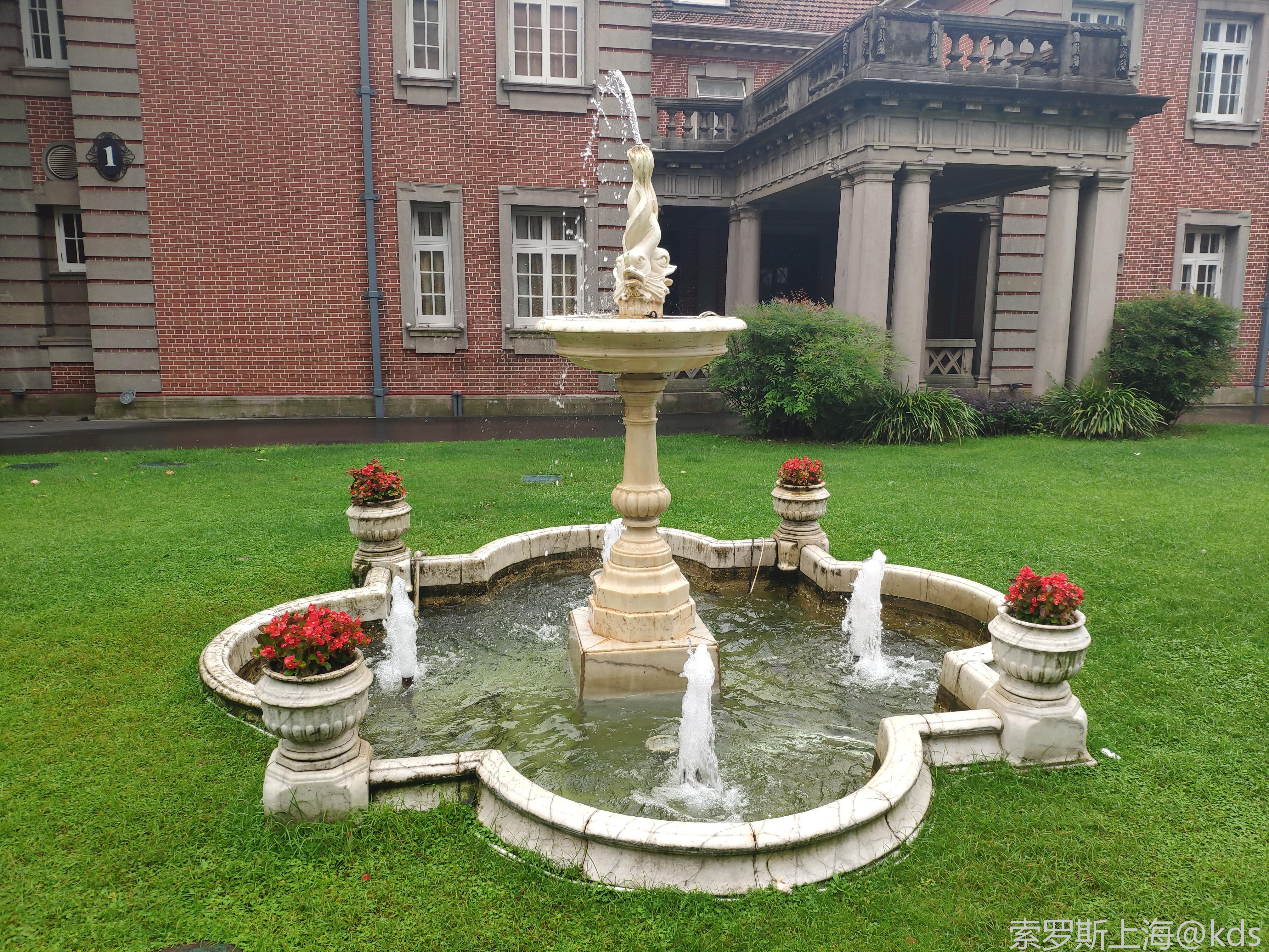 参观布鲁斯韦恩庄园