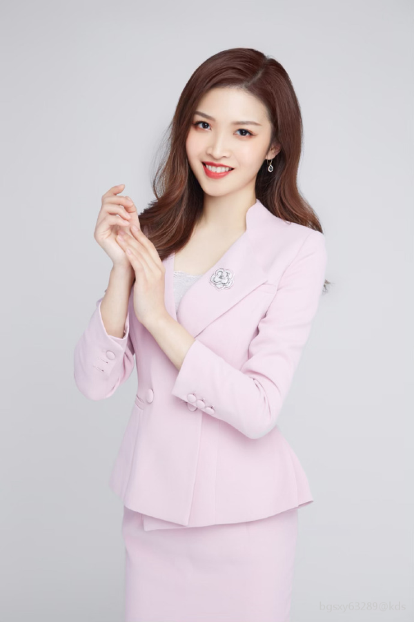 深圳卫视的主持人应该是全国最有气质的吧,有多少人看深圳卫视是为了