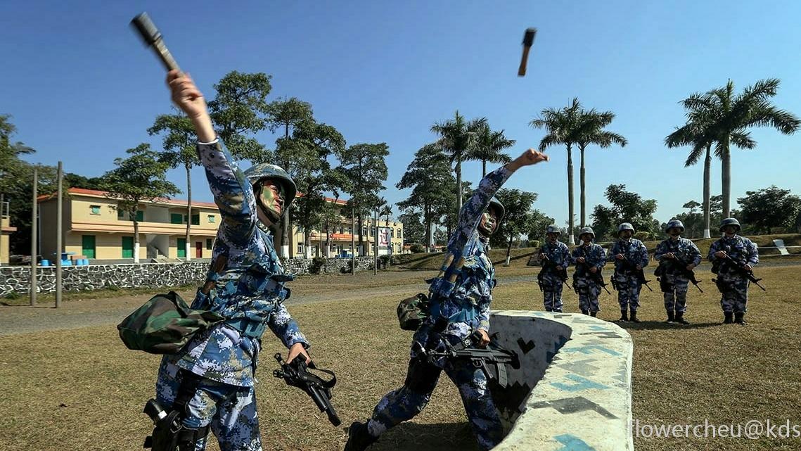 你以前上体育课时扔过手榴弹吗?_kds宽带山