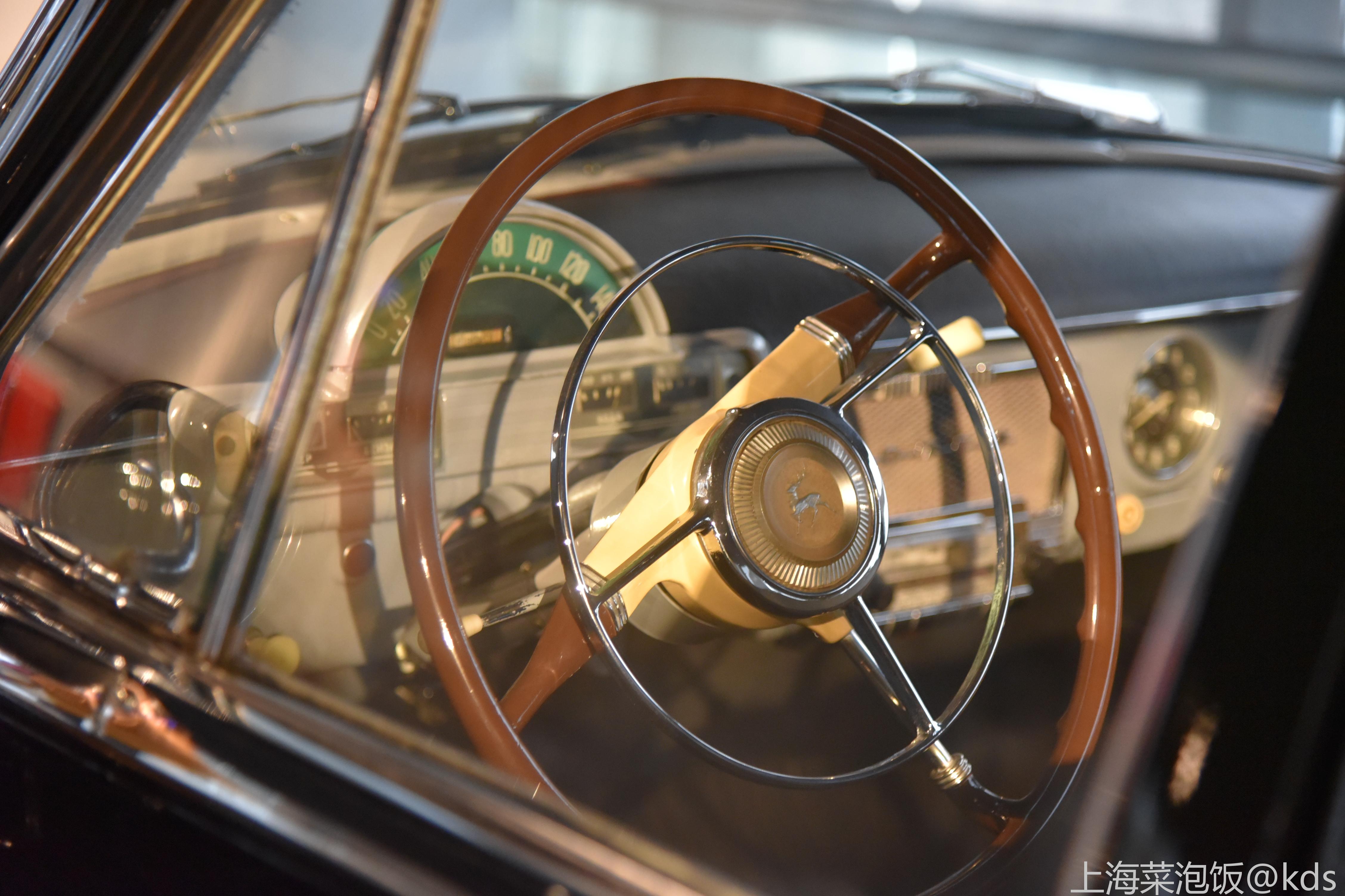 老照片欣赏-上海嘉定汽车博物馆藏品