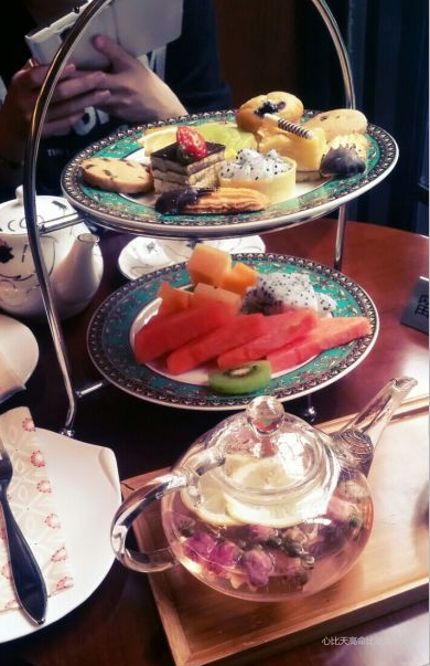 徐汇汾阳花园小姑娘下午茶自拍景点