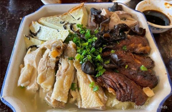 周浦老八样是把八样东西放一起烧么