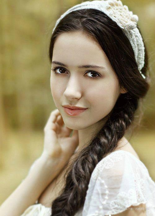 乌克兰美女啥人种算是纯种额白人吗