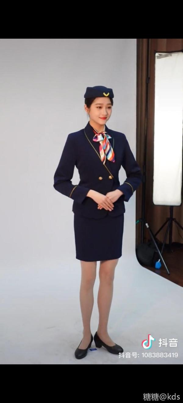 关晓彤空姐造型真嗲-宽带山kds-宽带山社区-城市消费门户