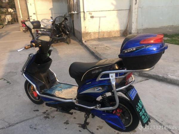 宝山区7新60v杰宝大王电动车1200元
