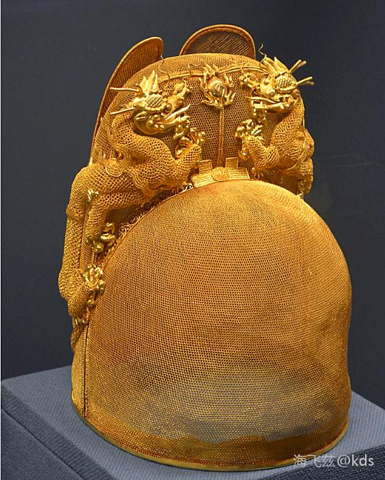 和英帝的王冠比中国古代皇帝的王冠显得比较寒蝉-宽带山kds-宽带山