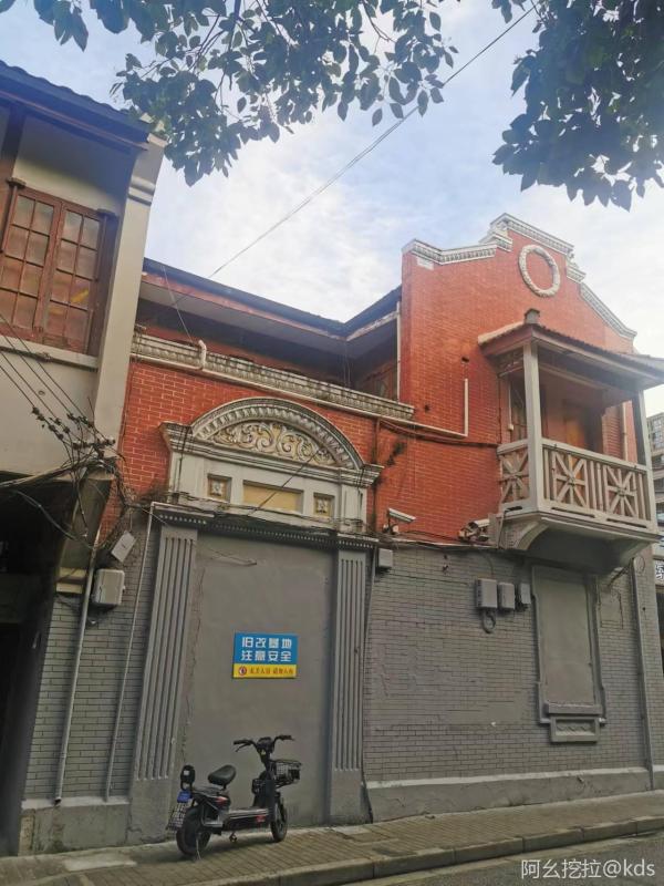 他们为什么都跑去方浜中路拍猫？宽带山KDS宽带山社区城市消费门户