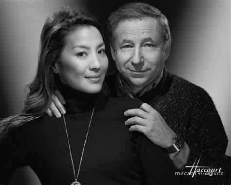 原来成龙是马来西亚拿督啊